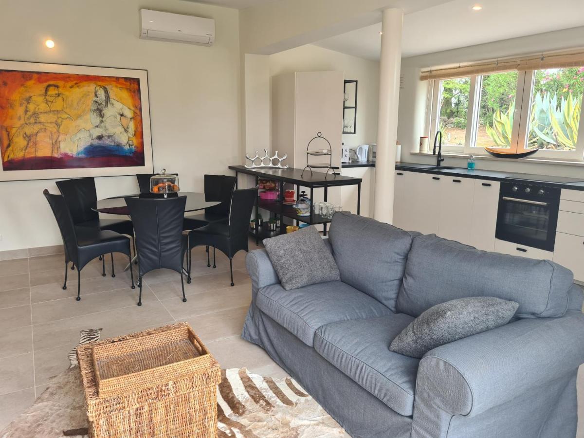 Quinta Omorka Suites ラゴス エクステリア 写真